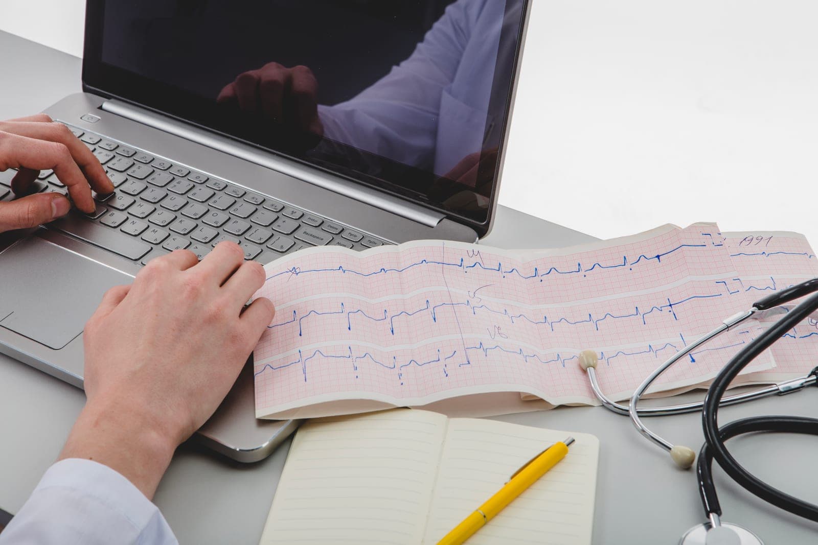 Implante Capilar: Quando a Avaliação Cardiológica é Necessária Antes do Procedimento