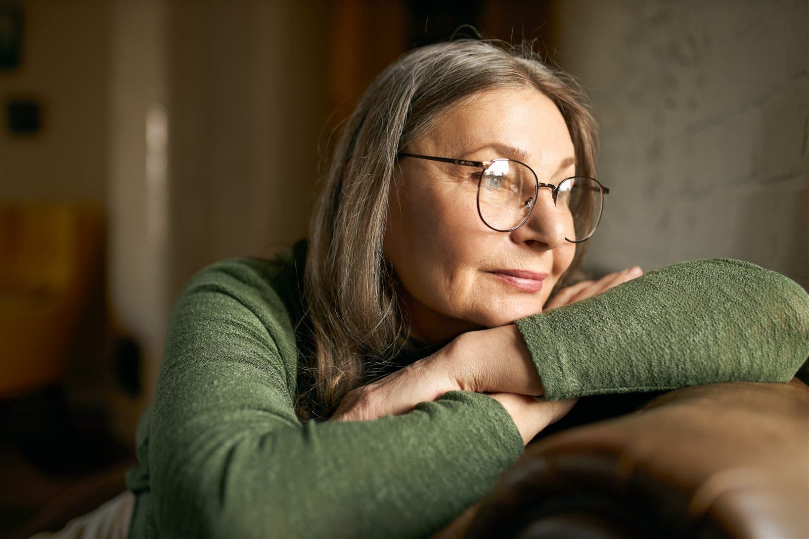 Menopausa e Climatério: Sintomas, Quando Tratar e Como Funciona a Terapia Hormonal